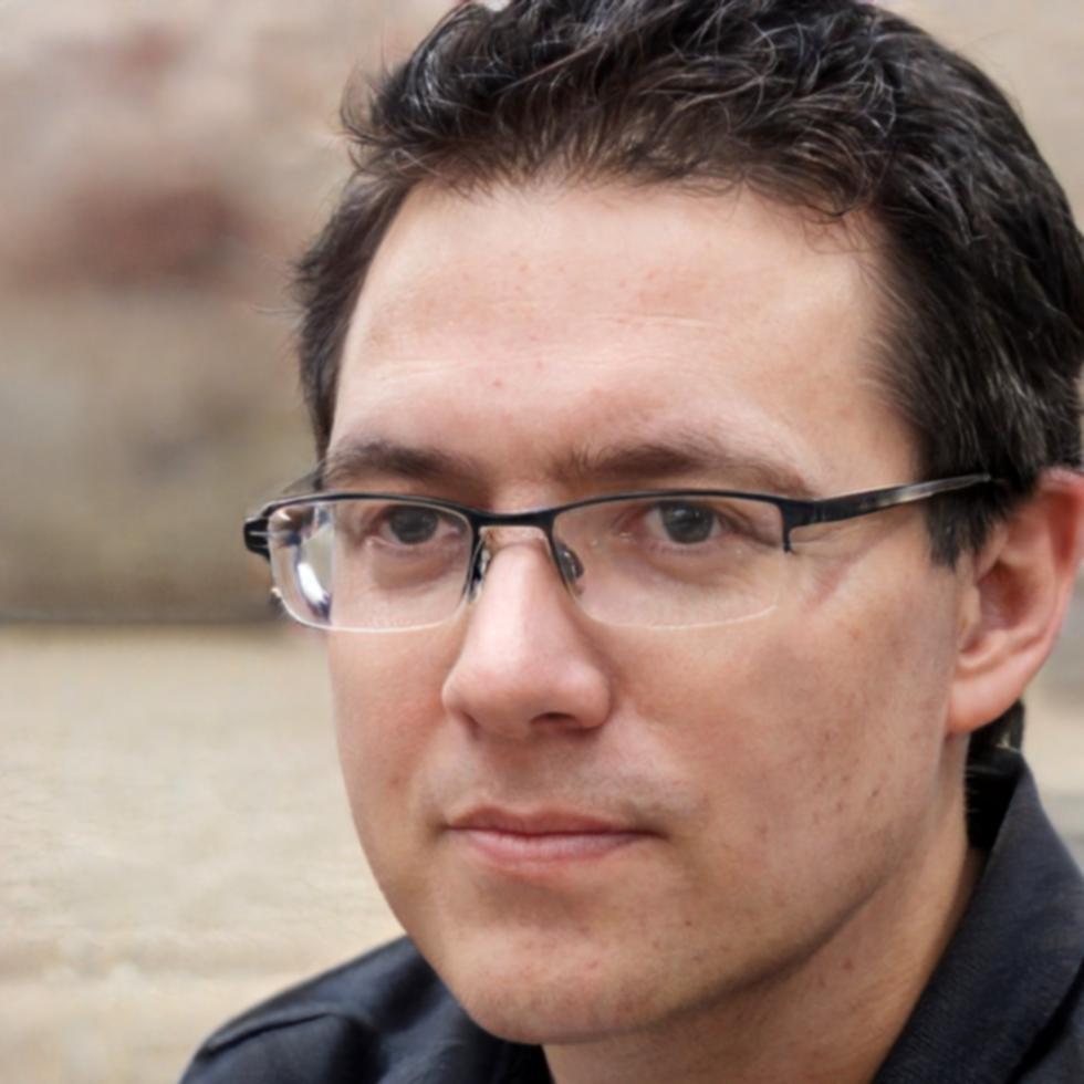 Zufriedener Teilnehmer spricht über Budgetierungserfolge